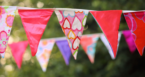 How to Customise Fabric Bunting for Different Events